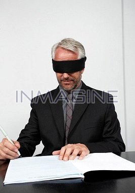 Name:  Contract Signing2.jpg
Views: 476
Size:  17.0 KB