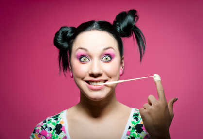 Name:  girl-chewing-gum-small-1.jpg
Views: 1588
Size:  127.5 KB